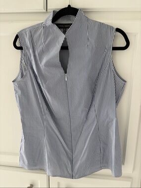 Ming Wang Navy & White Striped Sleeveless Blouse size Medium excellent condition